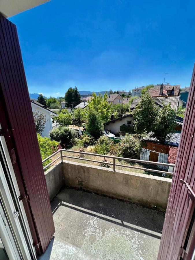 Un Peu Plus Pres Des Etoiles Annecy Zewnętrze zdjęcie